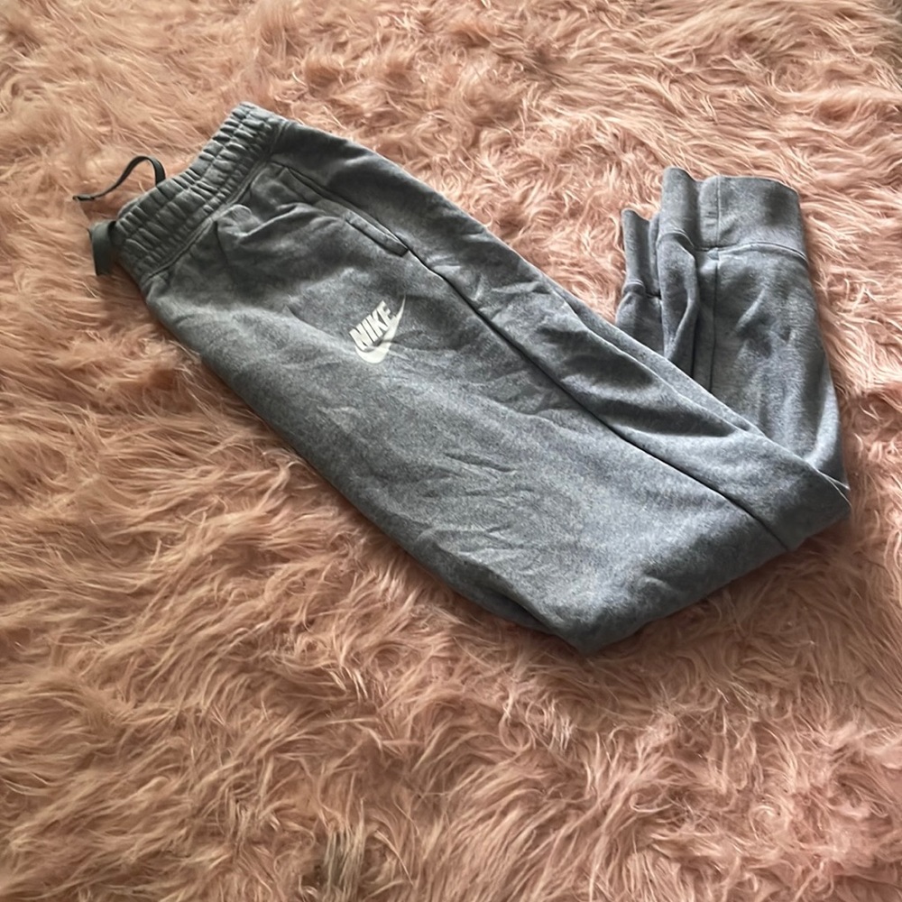 grey nike sweats